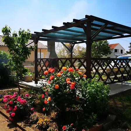 度假居 Ferienhaus Ivana *