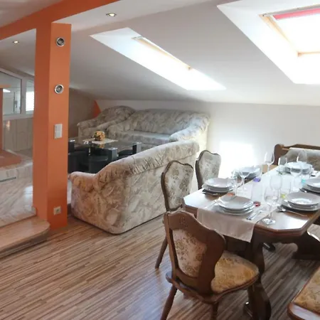 Ferienhaus Ivana * 宁